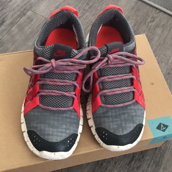 Nike sneakers - Picture 2 of 7